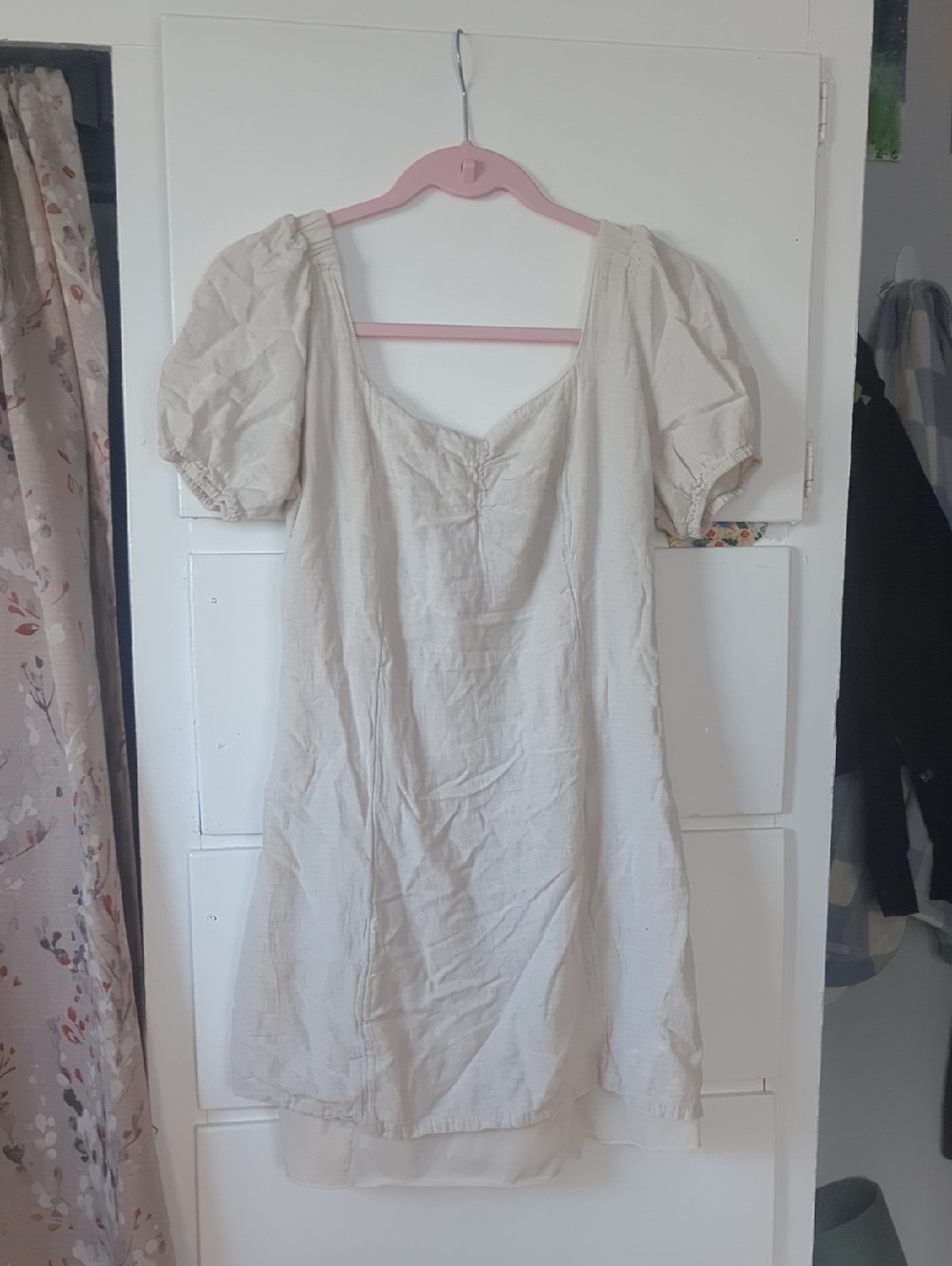 Papaya Cream Short Puff-Sleeve Mini Dress